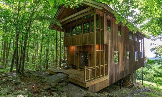 Black Mountain Cabina | High Haven | Breathtaking Mountain Views!
