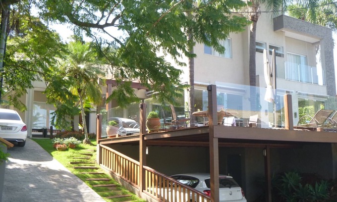 Capitolio Casa | Casa de Alto Lujo en Escarpas Lago 7 suites frente a la pista de Cooper