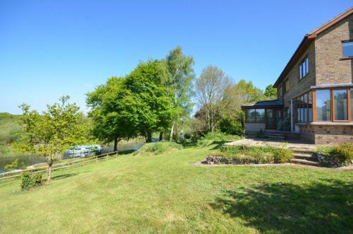 Irstead Casa | High Meadow
