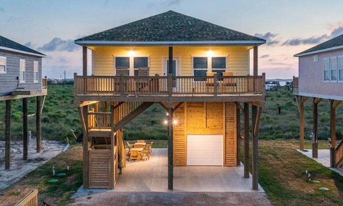 Gilchrist Casa | ¡Nuevo! Hermosa Casa de Playa Aislada!