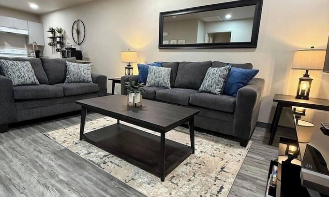 Clovis Apartamento | High Plains Haven This unit is a beautiful two bedroom/two bathroom fully furnished unit