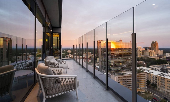 Glenwood South Apartamento | High-rise Apt Raleigh Free Parking Sunset View 2