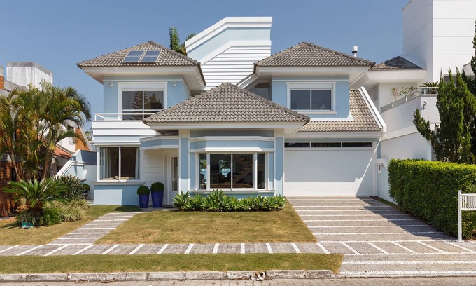 Jurere Internacional Casa | High Standard House in Jurerê Internacional - 4 Bedrooms - Pool - Barbecue