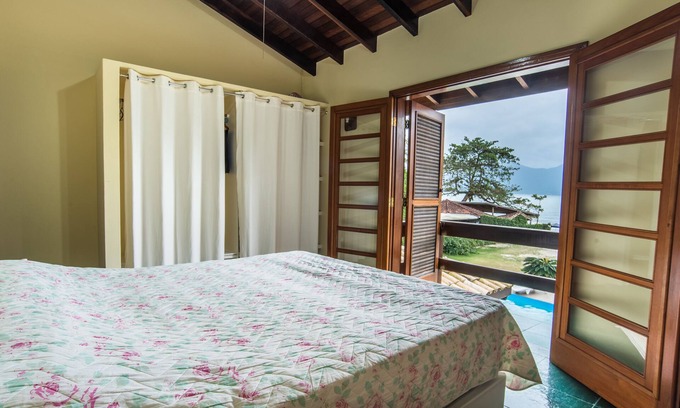 Jardim Carolina Casa | High standard house, right on the sand - Praia da Fortaleza - Ubatuba