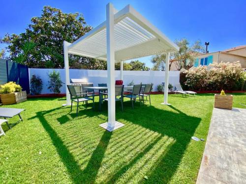 Plaine de la Brague Apartamento | High Standing! 200m2 Private Garden Jacuzzi Sun Bed & Interior Spa
