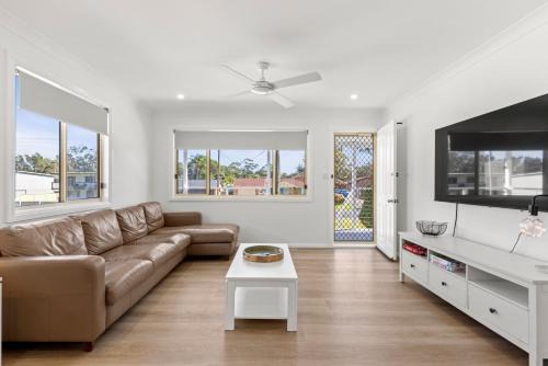 Sanctuary Point Casa | High Tide - Pet Friendly with Fire Pit