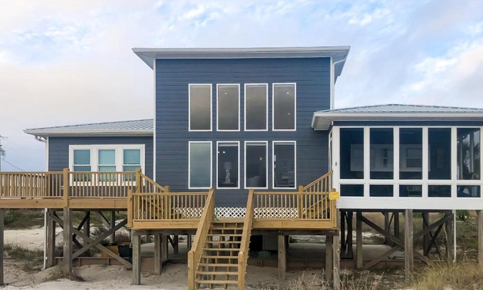 Southpointe Casa | High Tide