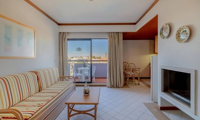 Areias de Sao Joao Hotel | High Tides and Good Vibes! Spacious 1BR with Full Kitchen, 2 Pools, Beach Access