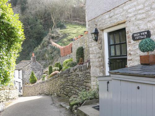 Castleton Casa | High View Cottage