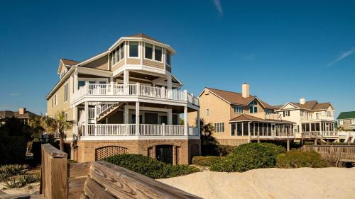 Pawleys Island Casa | Higher Porpoise home by Peace Vacations