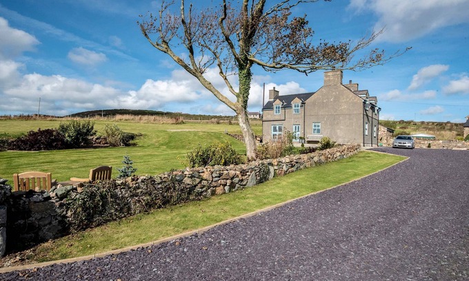 Rhydwyn Apartamento | Highfield - a sea view that sleeps 6 guests in 3 bedrooms