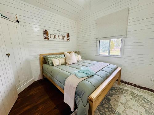Kooroongarra Casa | Highland Cattle Farm Stay at Elveden by Narraburra