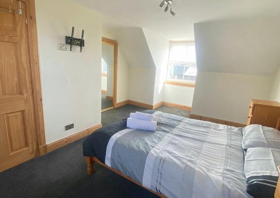 Thurso Casa | Highland Holiday Lets - 2 Bed House, Thurso, NC500, Ideal Location