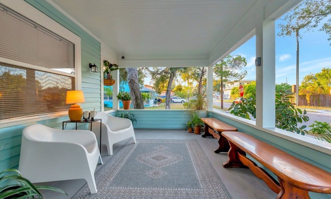 Bartlett Park Casa | Highland House St. Pete