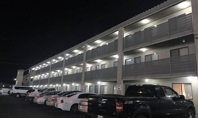 Enterprise Hotel | Highland Inn