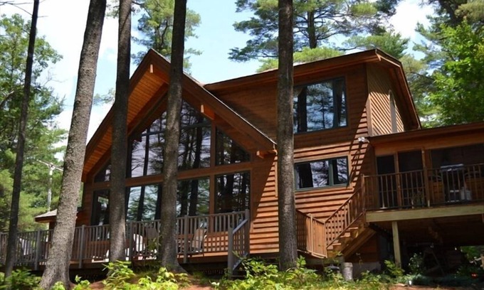 Bridgton Casa | Agosto 24-31 todavía disponible; tarifas reducidas