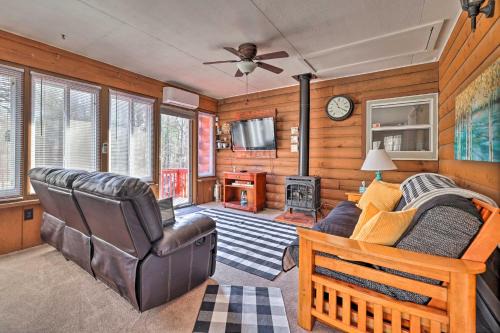 East Stroudsburg Casa | Hike and Ski Log Cabin in East Stroudsburg!