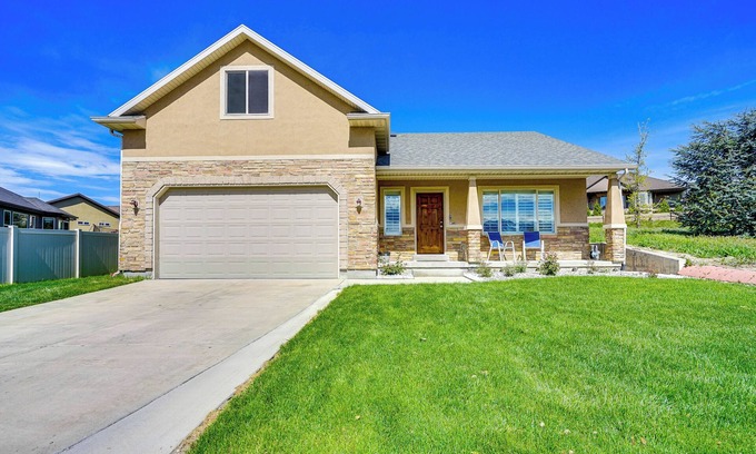 South Jordan Casa | Hike, Golf & Ski: Family Home in South Jordan