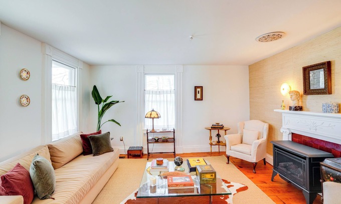Oak Hill Casa | Hike, Ski & More: Restored 1845 Catskills Home