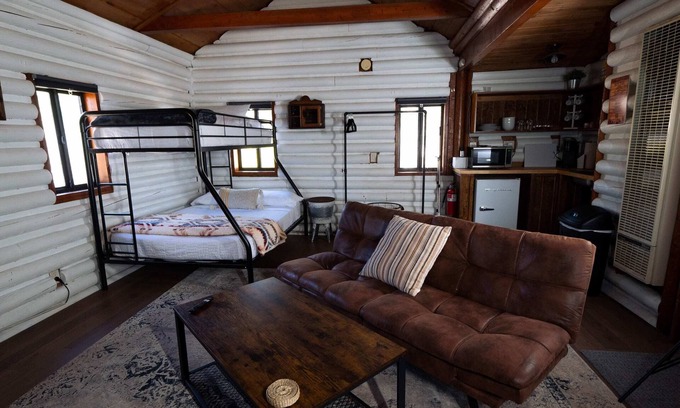 Mount Laguna Cabina | Hiker's Haven Summary