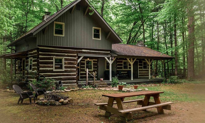 Nebo Cabina | Hikers Retreat in the Linville Gorge Forest