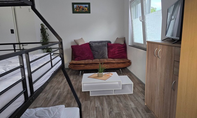 Niegripp Apartamento | Hiking riders, cyclists, fitters' rooms, vacation apartments, remote workplaces!