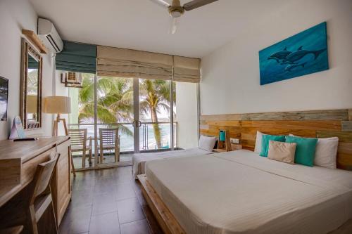 Hikkaduwa Hotel | Hikkaduwa Beach Hotel - Special Deal on 3 Night or More Stays