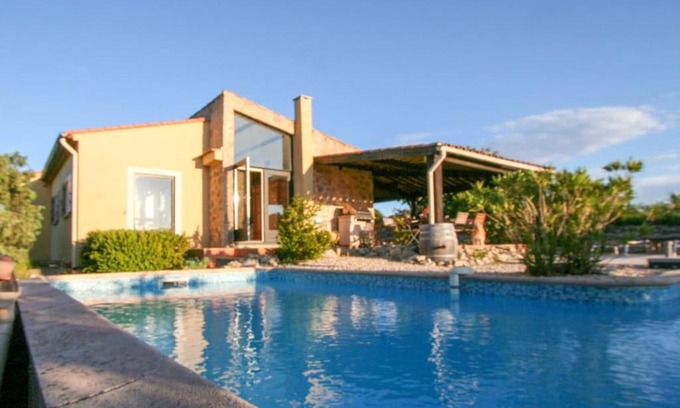 Belvezet Villa | Hill-top haven with private pool and endless views