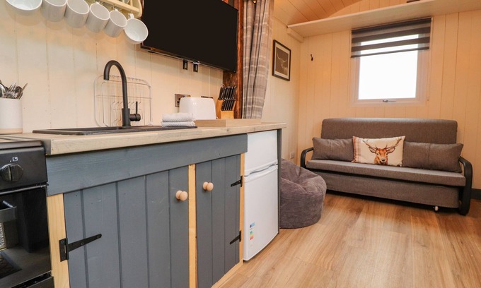 Preston Cabaña | Hillcrest Shepherds Hut