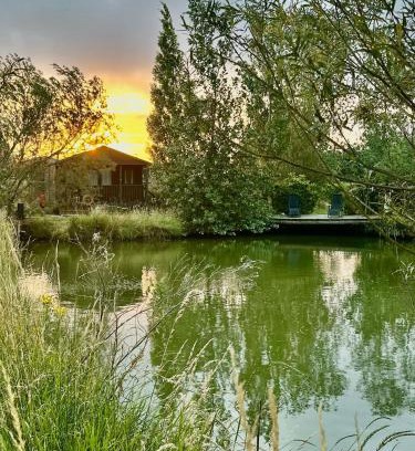 Newborough Otro | hillgate farm lodges