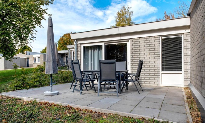 Strucht Casa | Bungalow cuidado con jardín, 4 km. Valkenburg