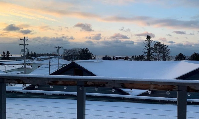 Grand Marais Casa | Hillside Harbor in Grand Marais | Views of Lake Superior