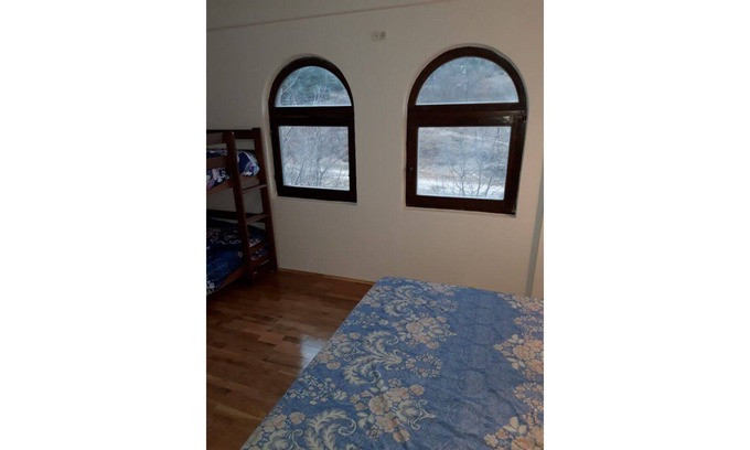 Dolna Matka Apartamento | Hillside Haven - Kulla West