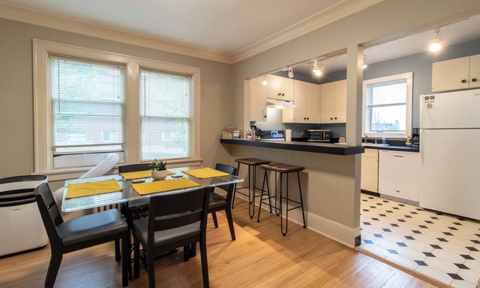 Endion Apartamento | Hillside Haven w/ Private Garage & Grill