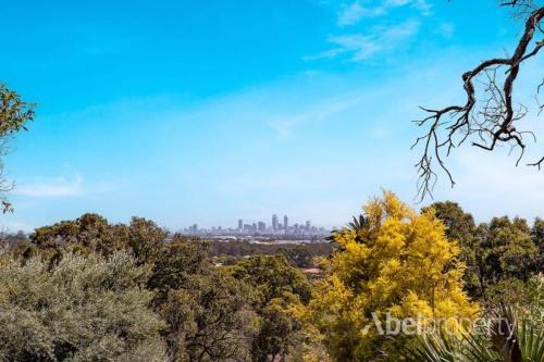 Helena Valley Casa | Hillside Retreat- Your Tranquil Home Away