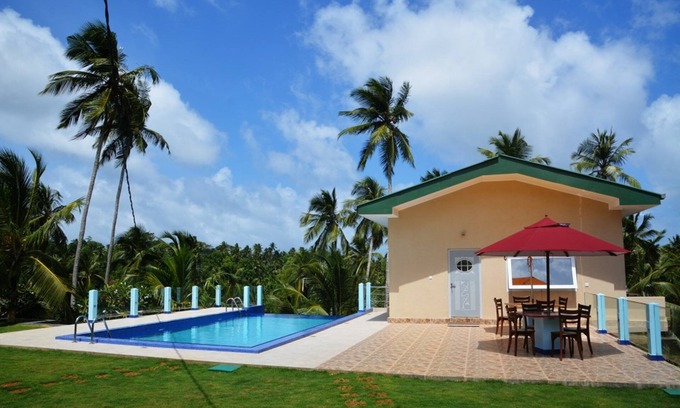 Boossa Casa | Hilltop Boosa