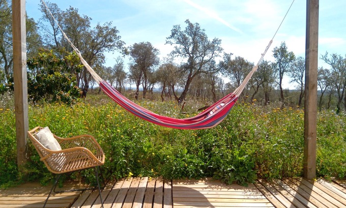 Sao Luis Otro | Hilltop farmhouse - nature retreat steps away from scenic trails and the river