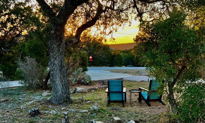 New Braunfels Casa | Hilltop Hideaway-Rest, Relax, Reconnect!