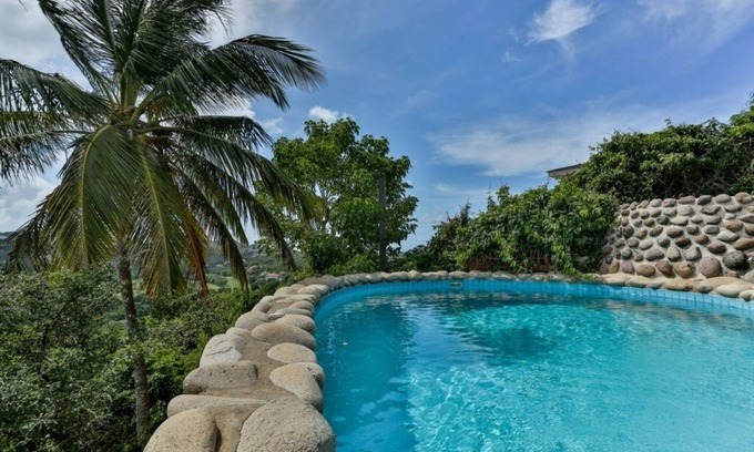 Cap Estate Villa | Hilltop Villa With Great Views Out To Sea - Villa Cadasse 3 Bedroom Villa by RedAwning