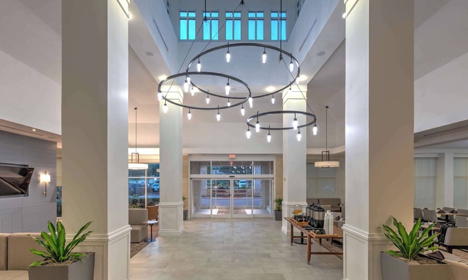North Arlington Hotel | Hilton Garden Inn Dallas/Arlington