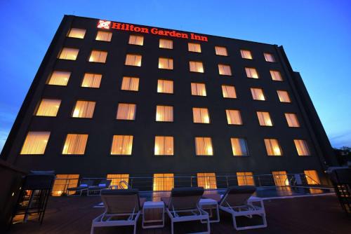 Central Kampala Hotel | Hilton Garden Inn Kampala