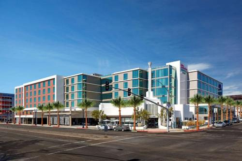 Harborview Hotel | Hilton Garden Inn San Diego Downtown/Bayside, CA