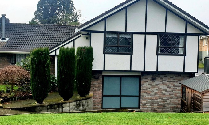 Lynmore Casa | Hilton Holiday | Lynmore Location with Spa Pool