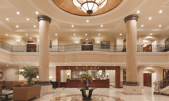 San Gabriel Hotel | Hilton Los Angeles/San Gabriel