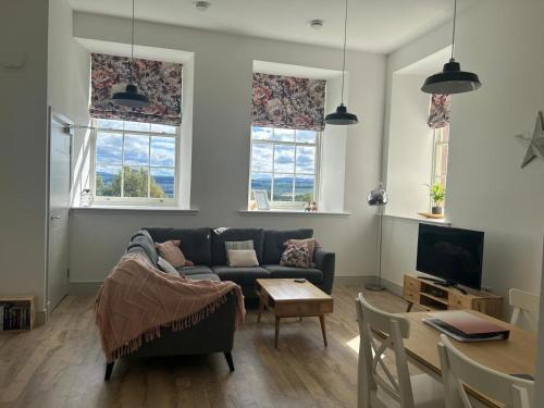 South Galson Apartamento | Hiltula spacious premium apartment with beautiful views