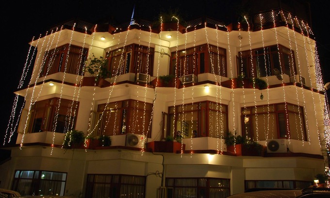 Sector 35 Hotel | Himani Resorts
