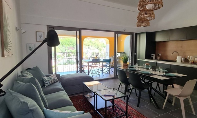 Bouyon Apartamento | Hinterland, 35 minutes from Nice, air-conditioned duplex, sleeps 6 from 2 nights
