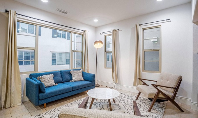 Milpitas Casa | Hip Milpitas 4BR w/ Office Nook, Patio & Garage, nr Coffee, by Blueground