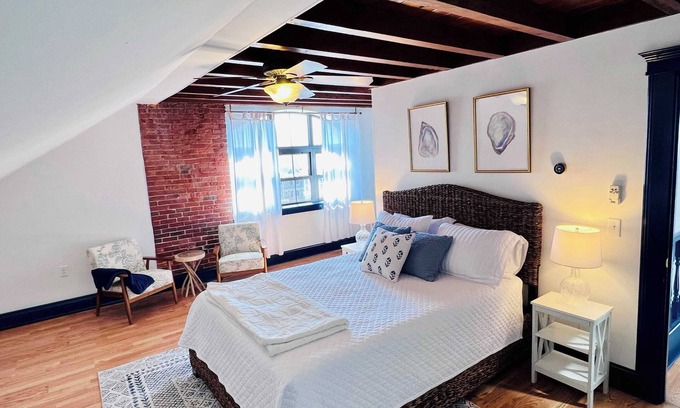 West End Casa | Historic 1849 Sea Cpt. Mansion; Weddings, Groups