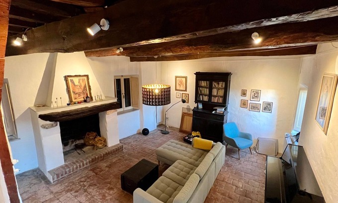 Norma Casa | Historic 3 BR townhouse in calm village